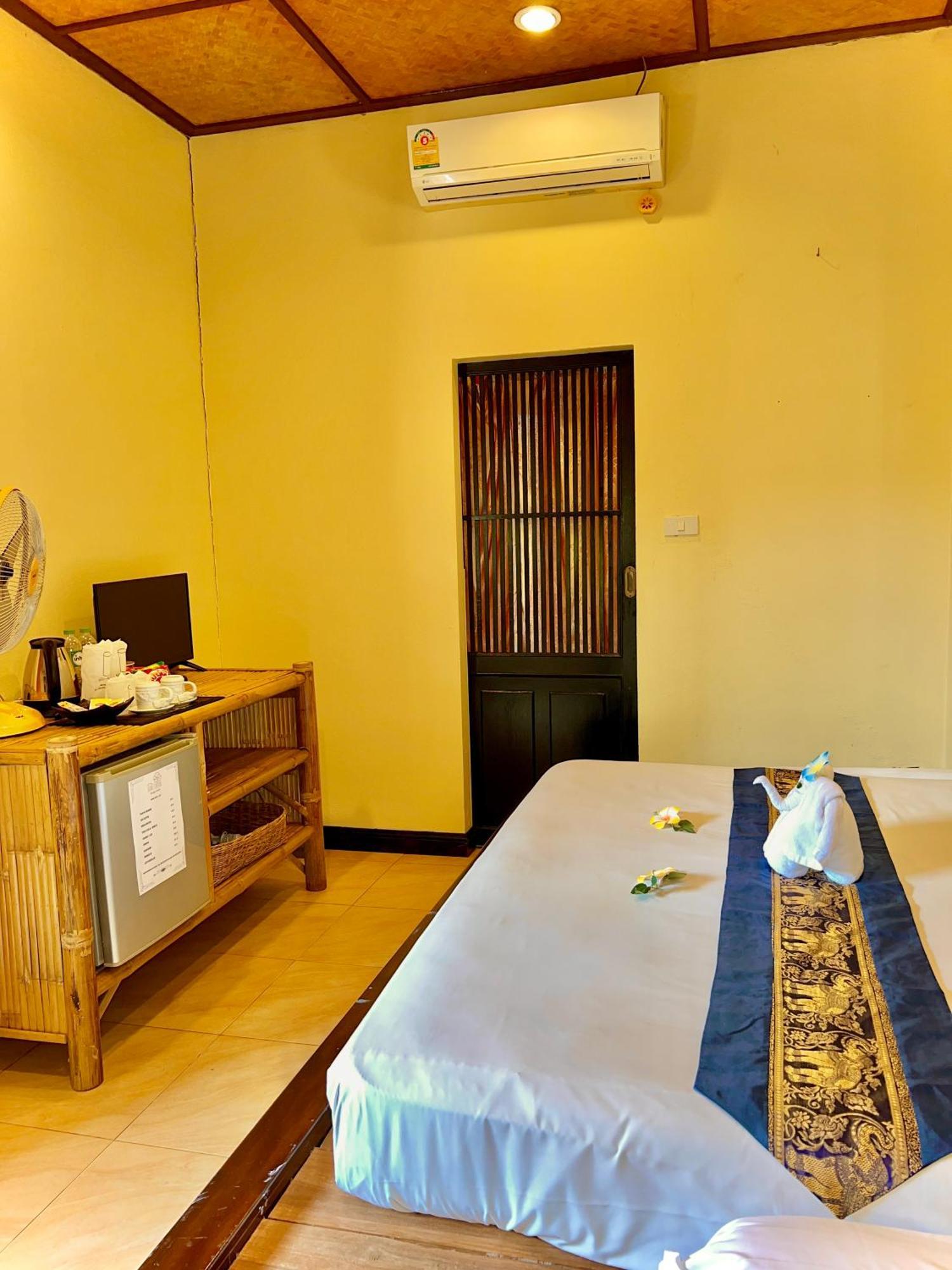 Baan Ton Rak Boutique Resort Koh Chang Exterior photo